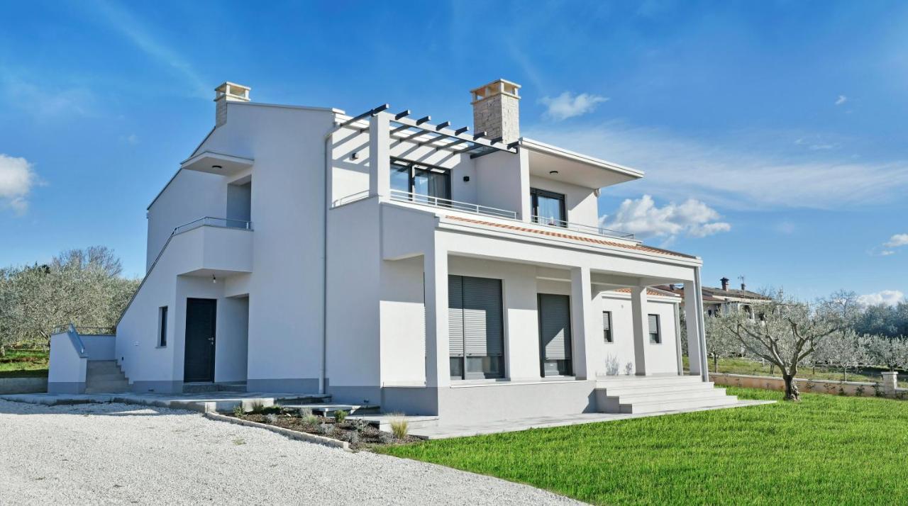 R2 Apartment By Residence Rudan Vižinada Eksteriør bilde